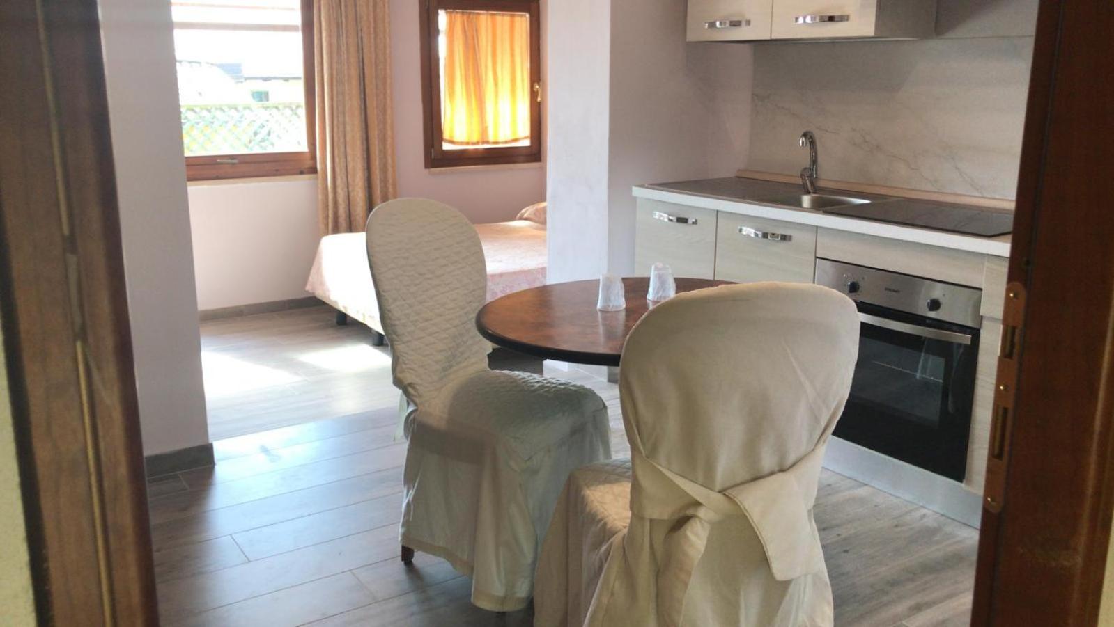 Aparthotel Garda Sol &