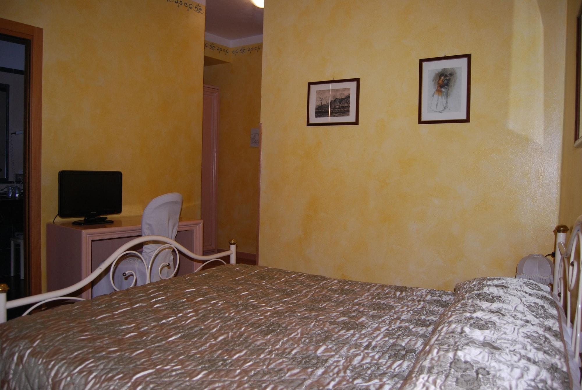 Aparthotel Garda Sol & 3*
