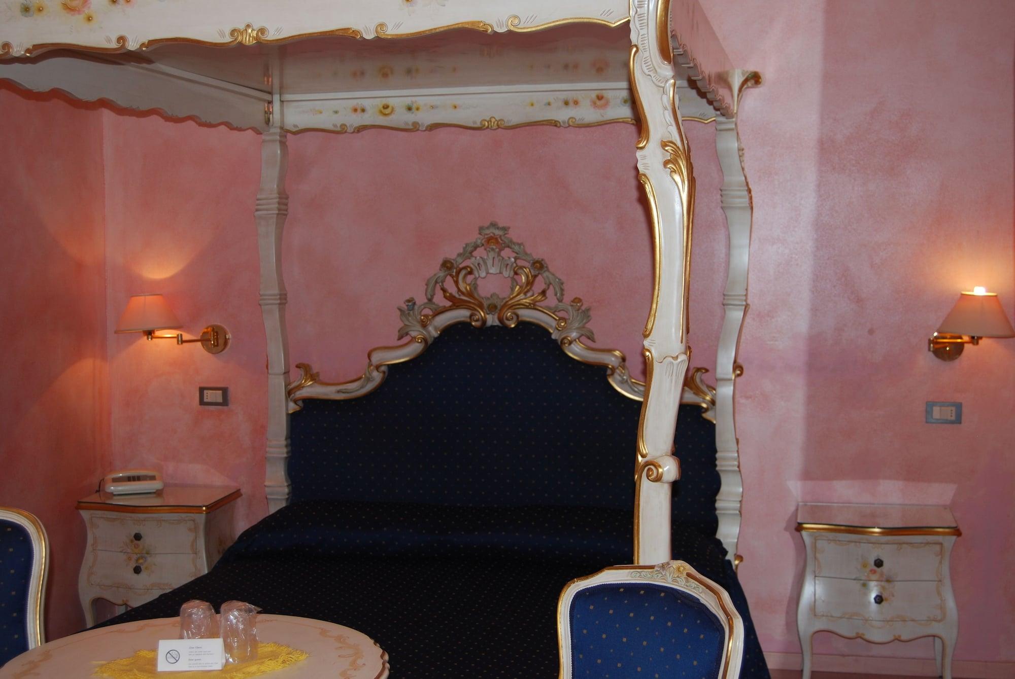 Aparthotel Garda Sol &